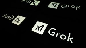 واکنش و عذرخواهی xAI پس از جنجال‌های چت‌بات گِرواک