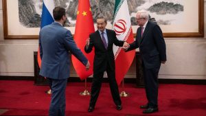 چرا پکن و مسکو در مناقشه ایران و اسرائیل به یاری تهران نشتافتند؟