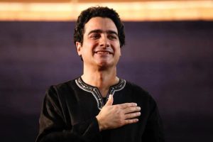 همایون شجریان و کنسرت رایگان؛ نغمه‌ای برای نفس کشیدن مردم زیر سایه تردیدها