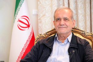 سکوت درباره دلار ۱۲۳ هزار تومانی؛ رئیس‌جمهور در دانشگاه شهید بهشتی چه گفت و از چه نگفت؟